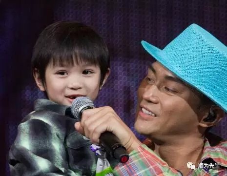 袁咏仪张智霖的儿子张慕童适合出吗 袁咏仪张智霖的儿子张慕童适合出吗