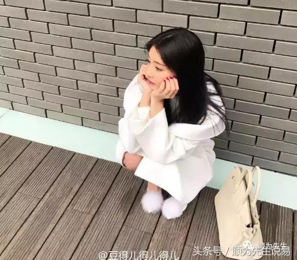 王思聪豆得儿甜蜜逛街秀恩爱 王思聪豆得儿甜蜜逛街秀恩爱