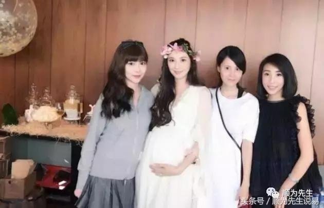 吴佩慈三胎怀男为何还是难有名份 吴佩慈三胎怀男为何还是难有名份