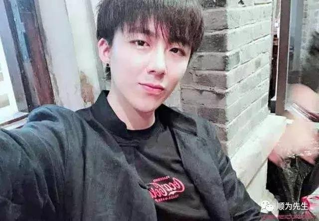 摩登兄弟主唱刘宇宁走红速度惊人 摩登兄弟主唱刘宇宁走红速度惊人